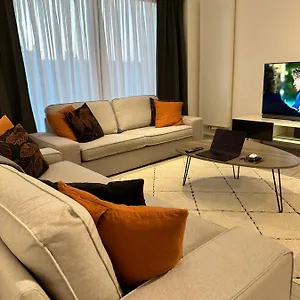https://stylish-one-bedroom-flat.brusselshotelsbook.com